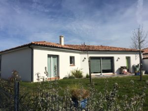 Maison de plain pied construite par Polato Construction