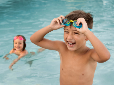 enfant_piscine